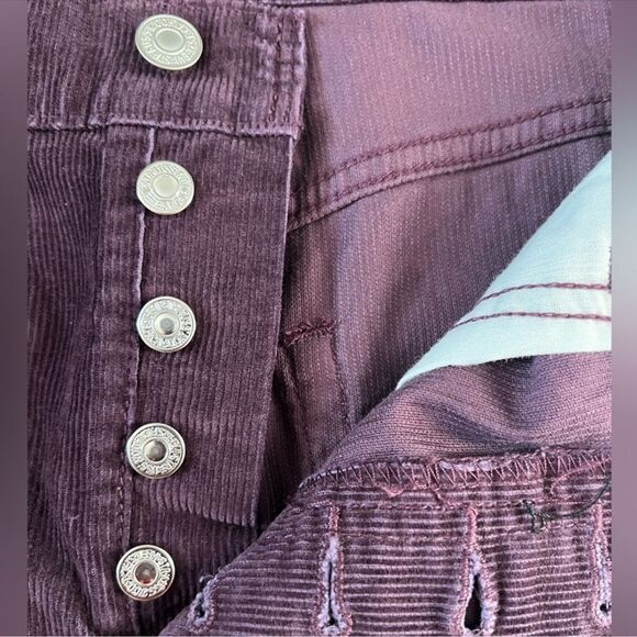 Levi's Corduroy Icon Skirt-Size 28 - Picture 6 of 9